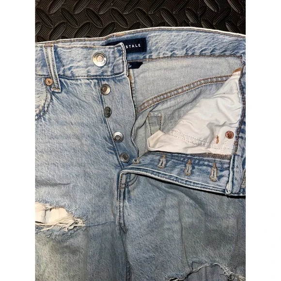 Aeropostale 90s Baggy High Waisted Distressed Light Wash Jeans Size 2 Reg - Picture 6 of 9